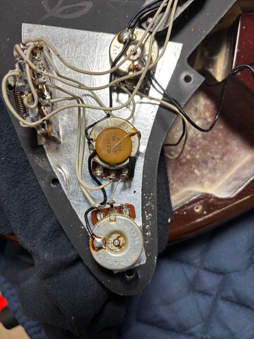 Fender USA Stratocaster Wine Red 1979年製