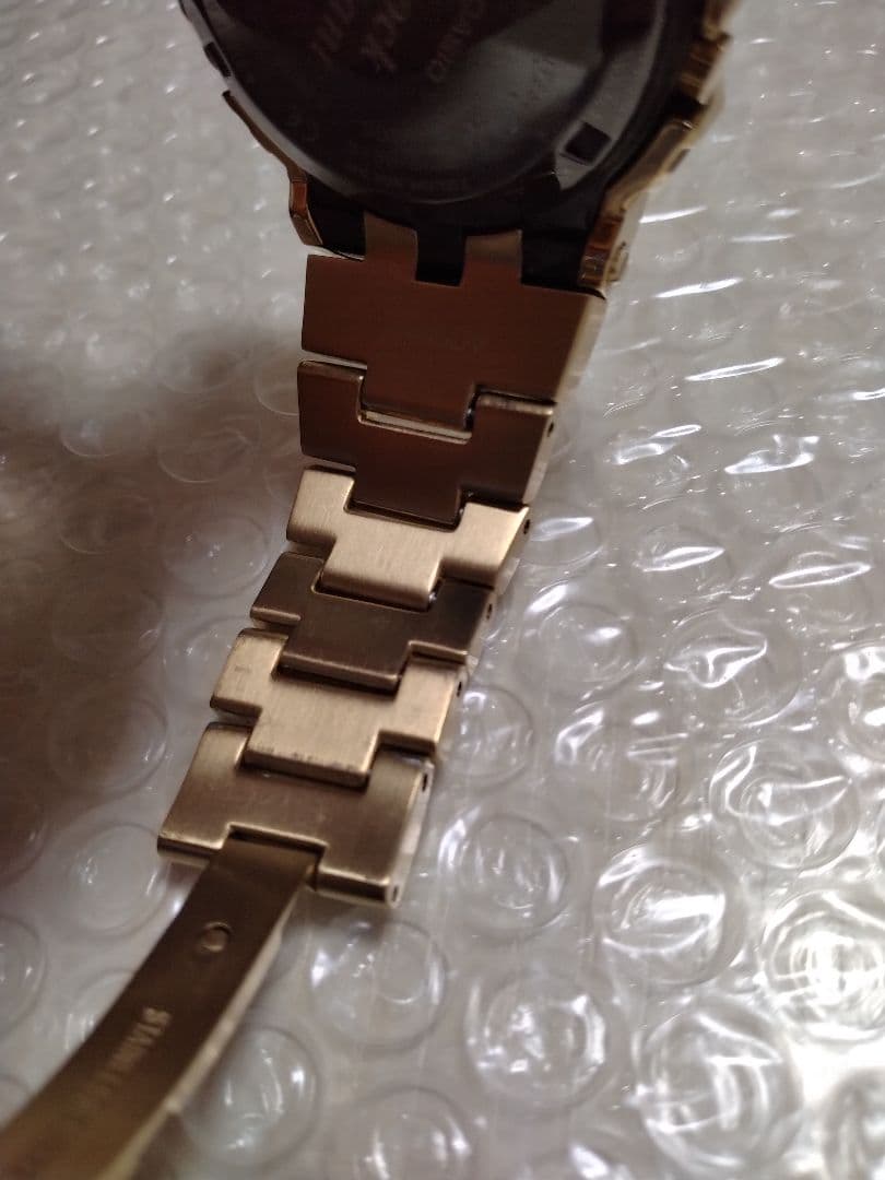 （64）【未使用に近い、極美品】G-SHOCK　GMW-B5000 ゴールド