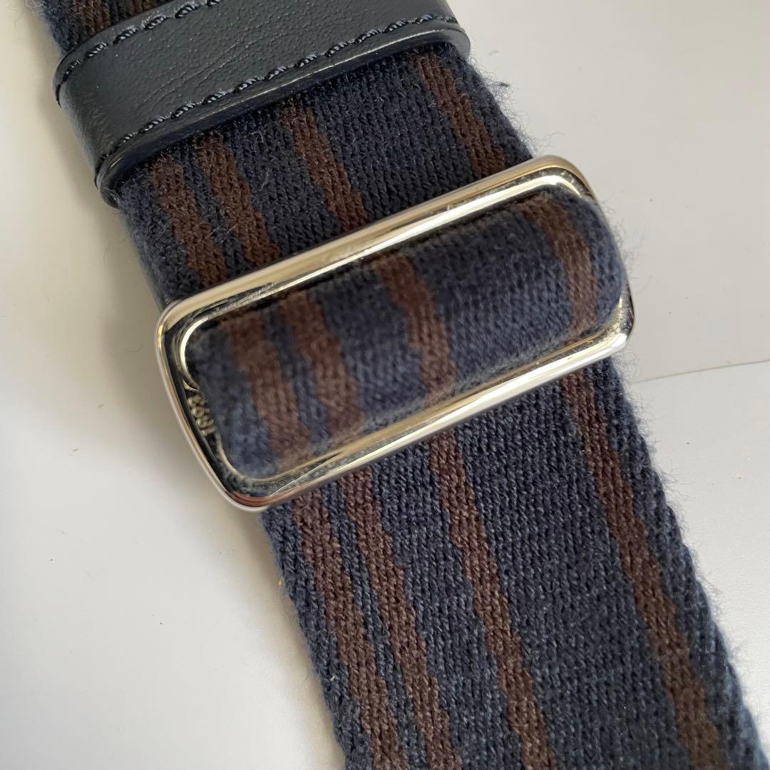 ✨未使用級　近年モデル✨　dunhill ショルダーバッグ　ポシェット　レザー