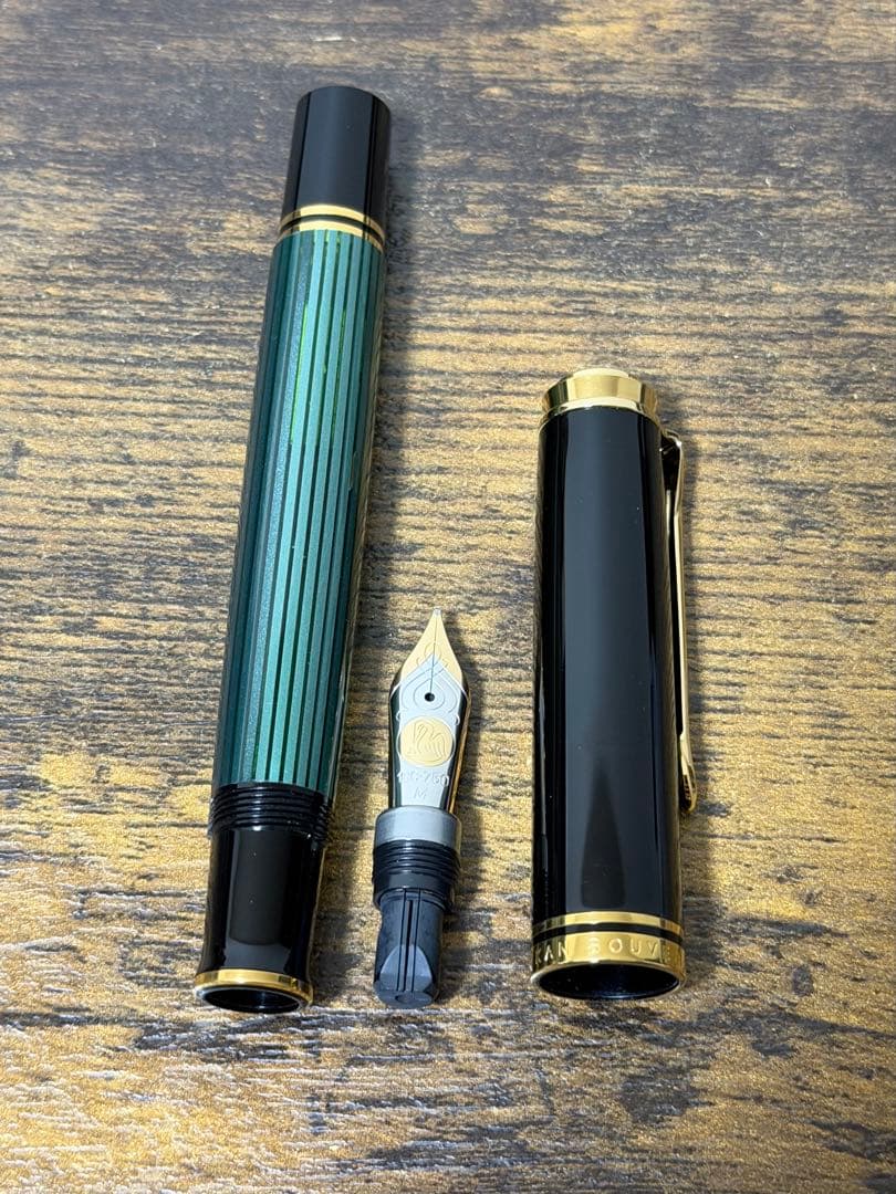 試筆のみ　M800 18c ゴールド　M ペリカン　万年筆　緑縞　バイカラー