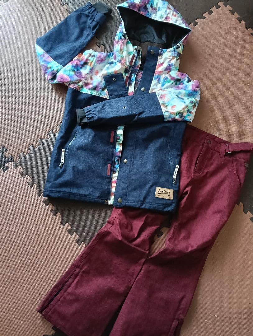 SISTA.J　Mサイズ　スノボウェア　スキーウェア　上下セット　美品✩