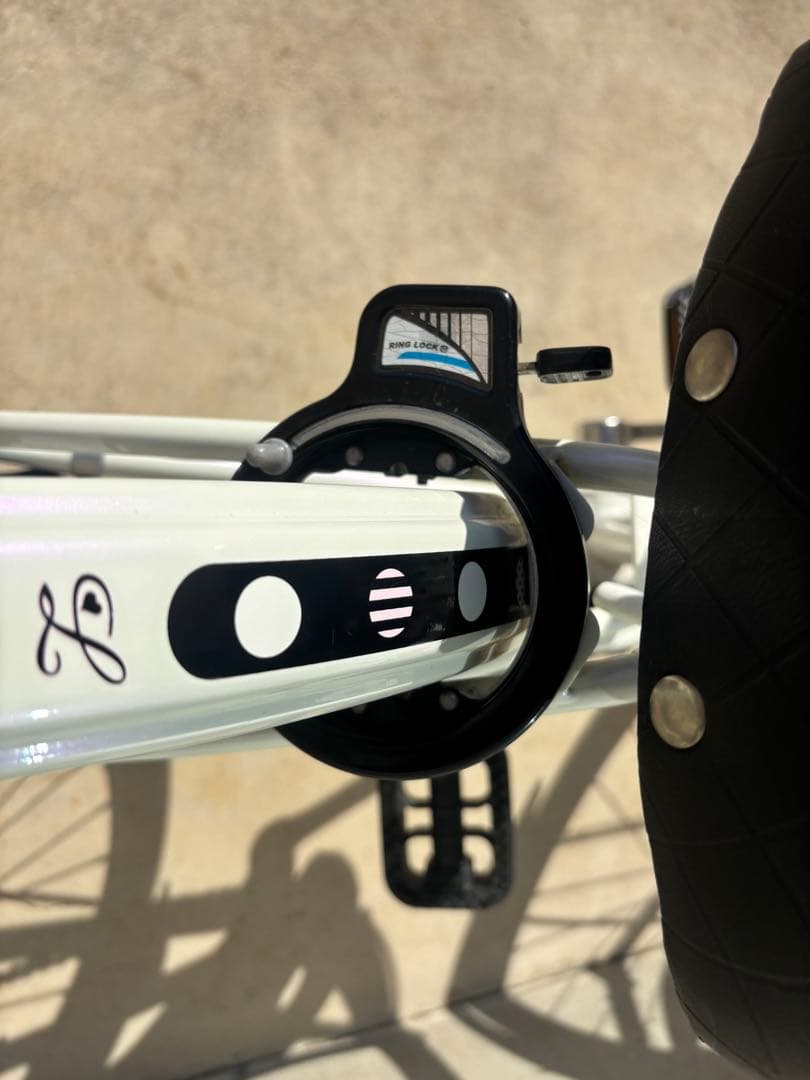 『引き取り限定』サイクルベースあさひ ガールズ ラボ ラブリーホワイト24インチ