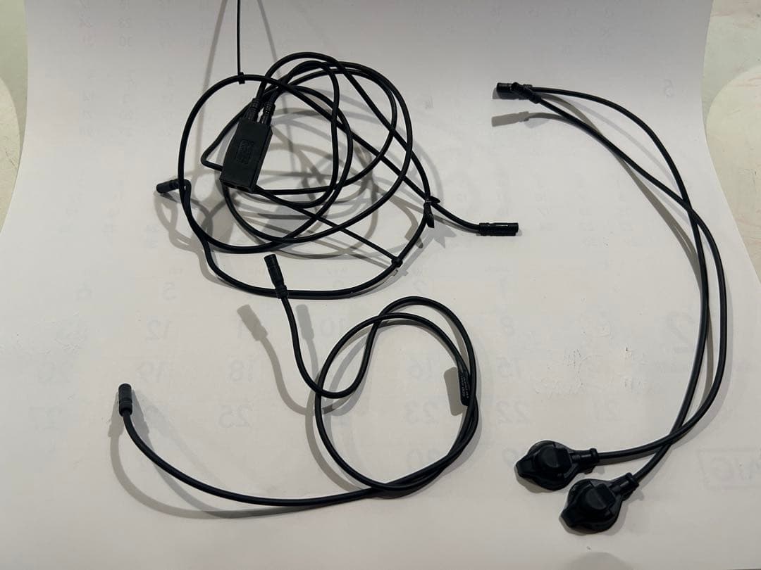 ULTEGRA di2 2×11 セット　ケーブル類付