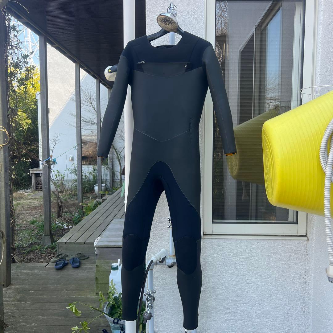 【ワンシーズン着用】セミドライスーツ　サイズML