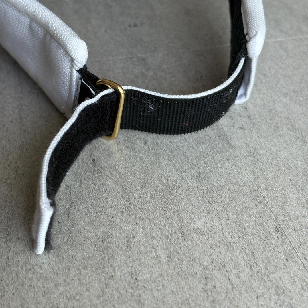 【マークアンドロナ】人気立体スカルロゴ×リボン付き ゴルフサンバイザー ホワイト