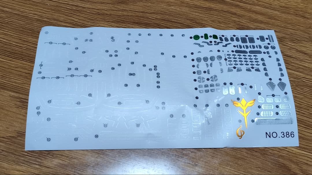 RG サザビー　メカニカルコアメッキ　ファンネルエフェクト付き