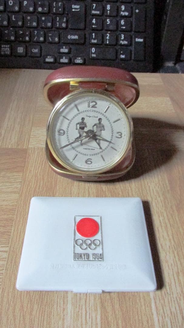 1964年 東京オリンピック携帯時計&記念銀メタル　送付無料