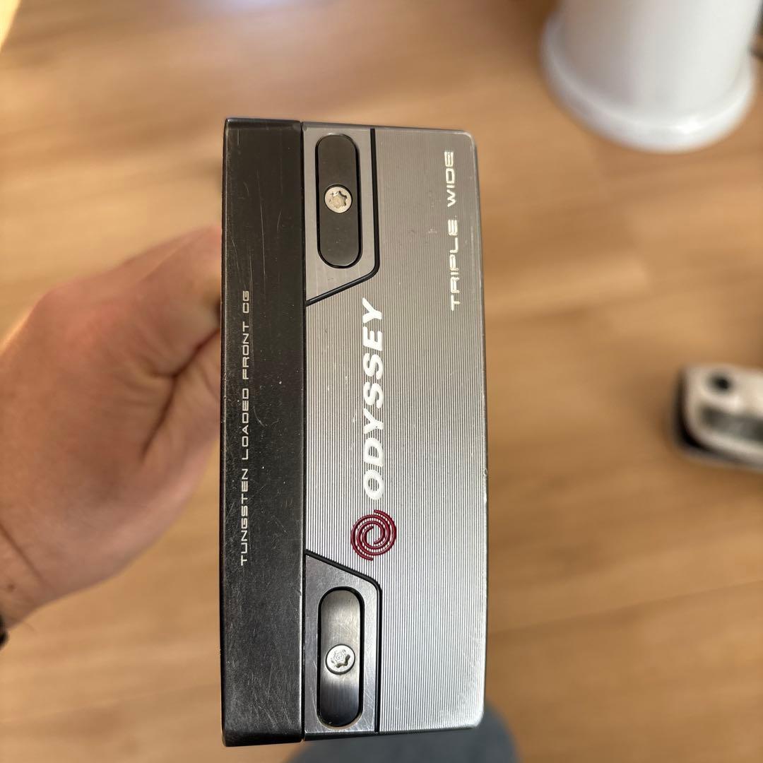 ODYSSEY TRIPLE WIDE ブリーフィングのカバー付き！