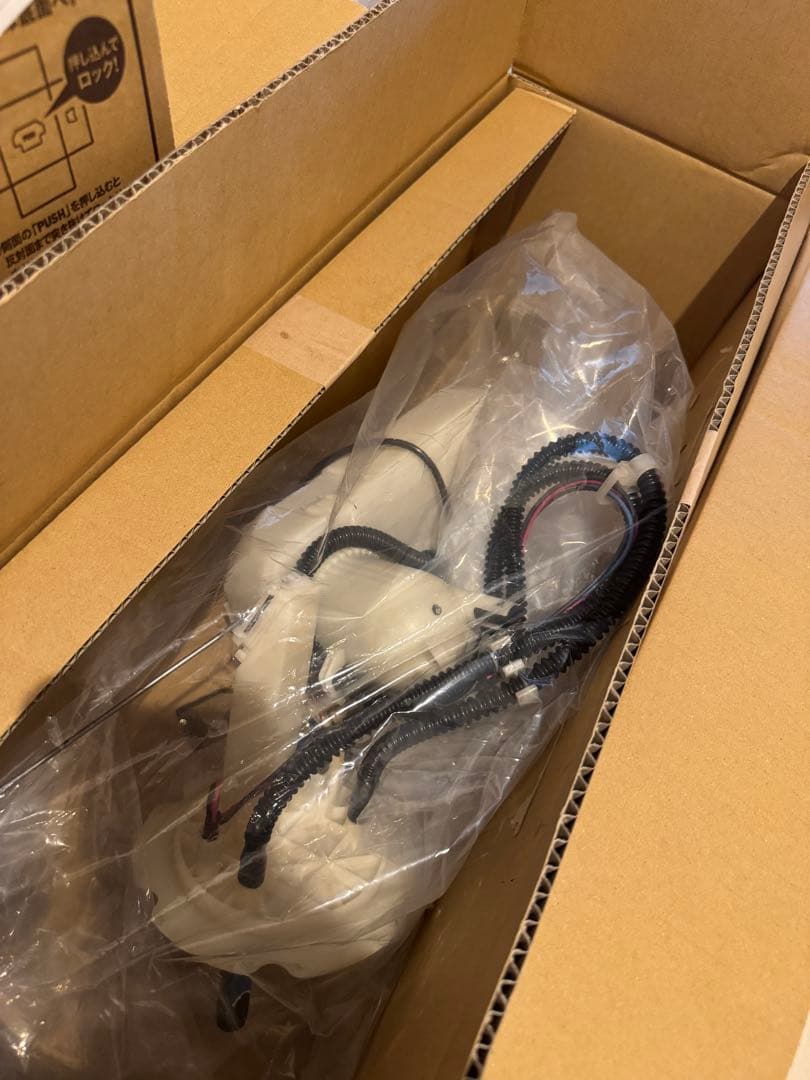 ☆6/8に値下げしました！【動作確認済み美品】R35GTR燃料ポンプAssy