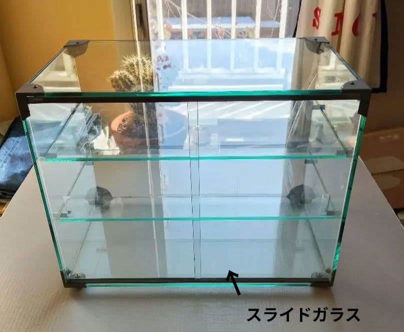 古いガラスケース 小型 ショーケース 3段ラック 当時物