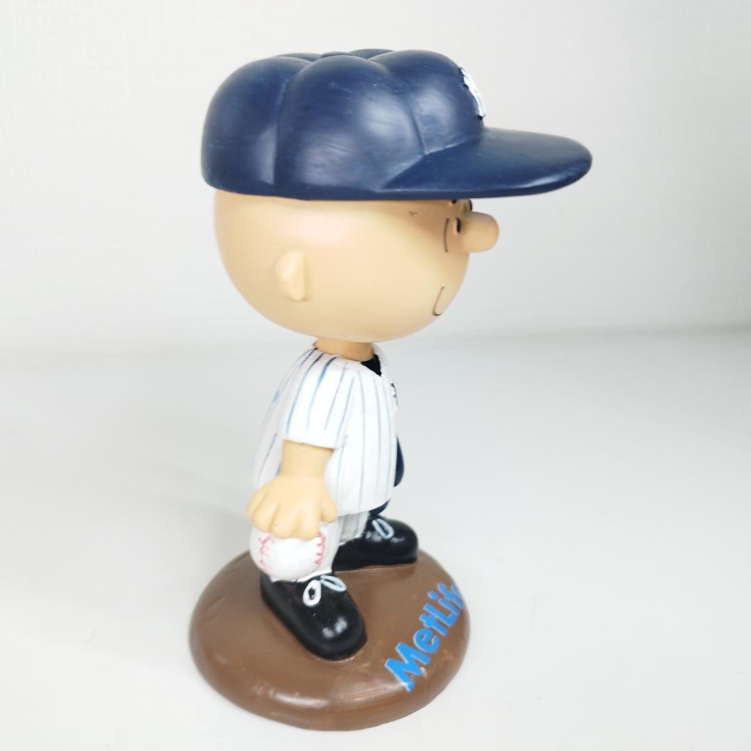 チャーリー・ブラウン ヤンキース ボブルヘッド フィギュア ピーナッツ III2