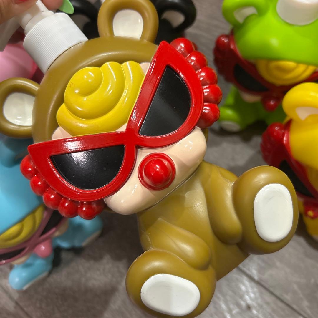 ヒステリックミニ　１３点セット　ポンプディスペンサー　鉛筆削り　ケース