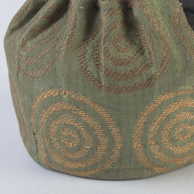 茶道具　朱塗　貝蒔絵　香合　仕覆付　朱書花押あり　V　9854