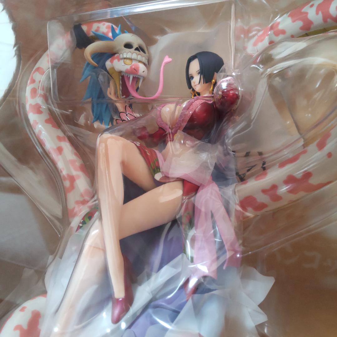 【新品未開封】POP NEO-MAXIMUM 海賊女帝 ボア・ハンコック