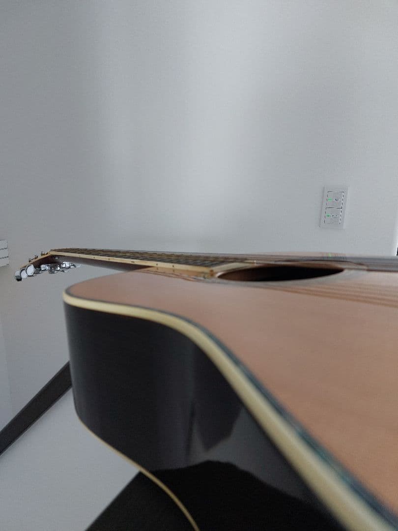 Morris W-25 1975年製フォークギター ハードケース付