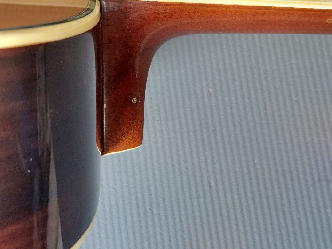 Morris W-25 1975年製フォークギター ハードケース付