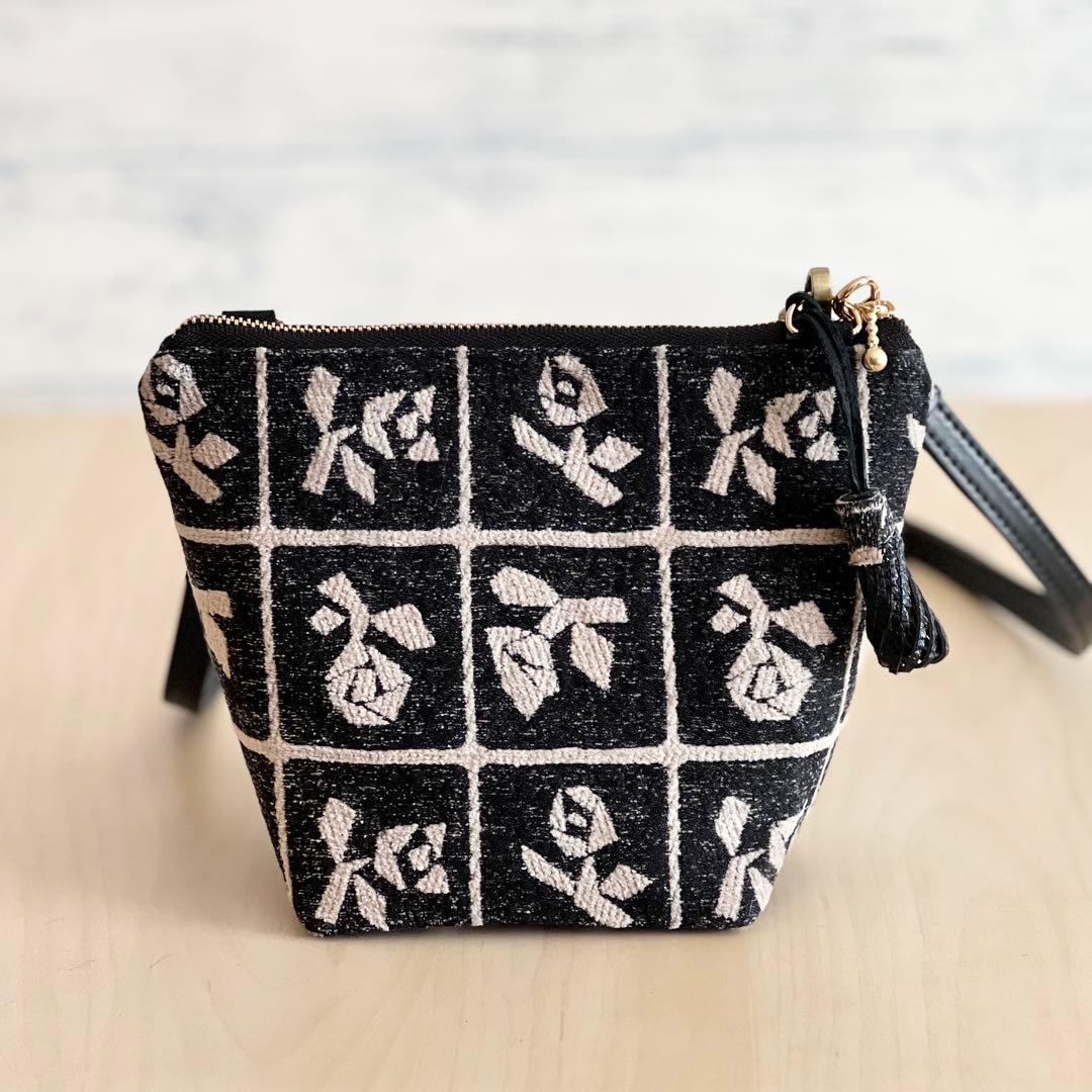 ミナペルホネン Lulu beige持ち手付きショルダーバッグMB601-081