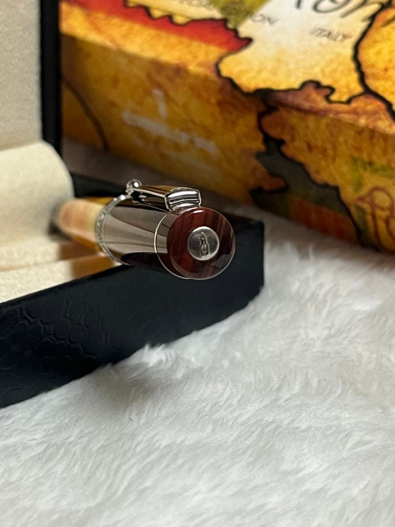 ☆日本限定50本 新品未使用 デルタ 万年筆 エミリアロマーニャ ニブF☆