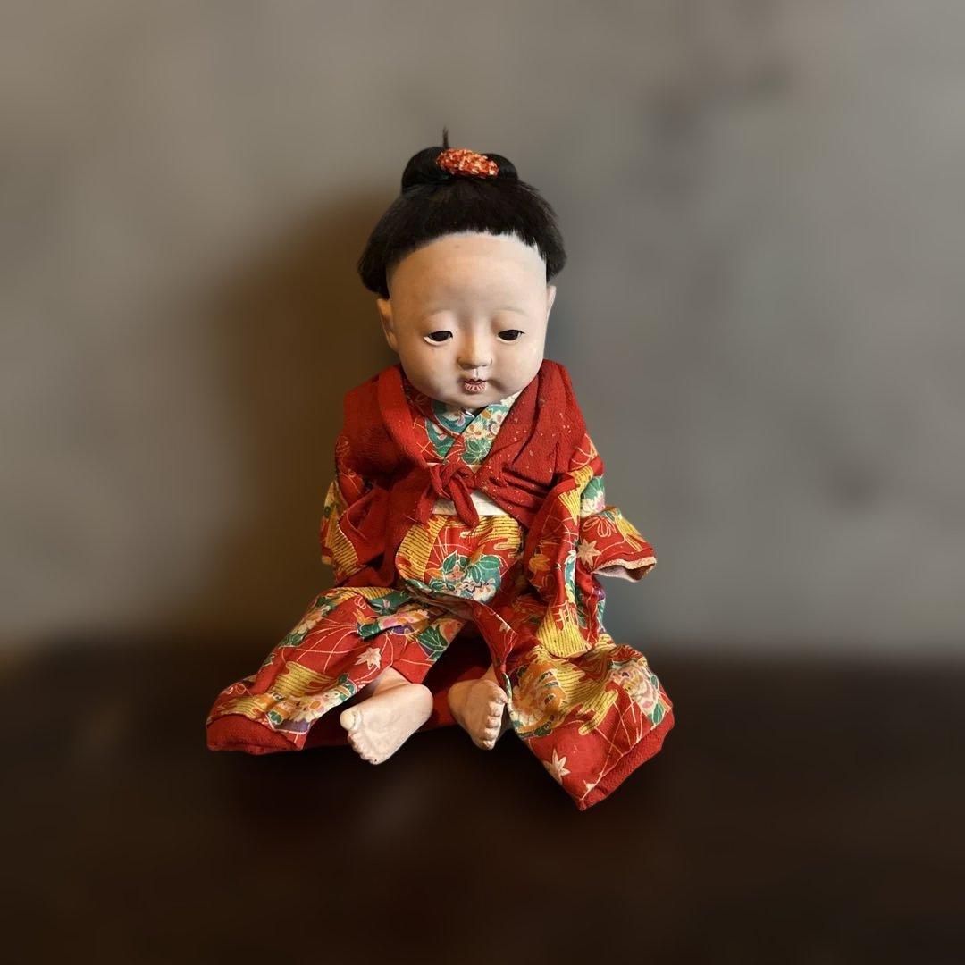 瞬間的お値下げ‼️ヴィンテージ　市松人形 赤と緑の花柄着物　幼子　かわいいあんよ