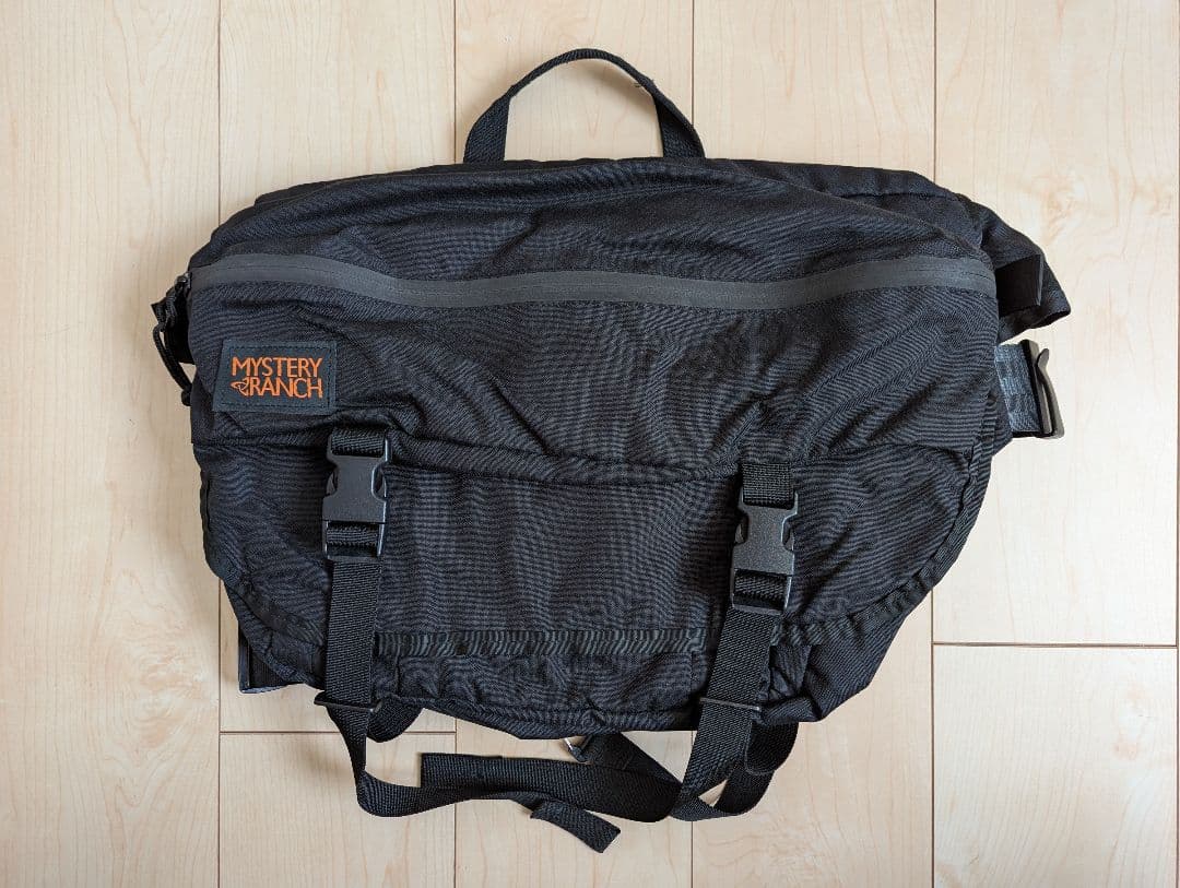 MYSTERY RANCH INVADER メッセンジャーバッグ