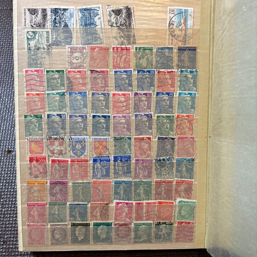 海外切手　使用済切手　まとめ　コレクションブック　20ページ