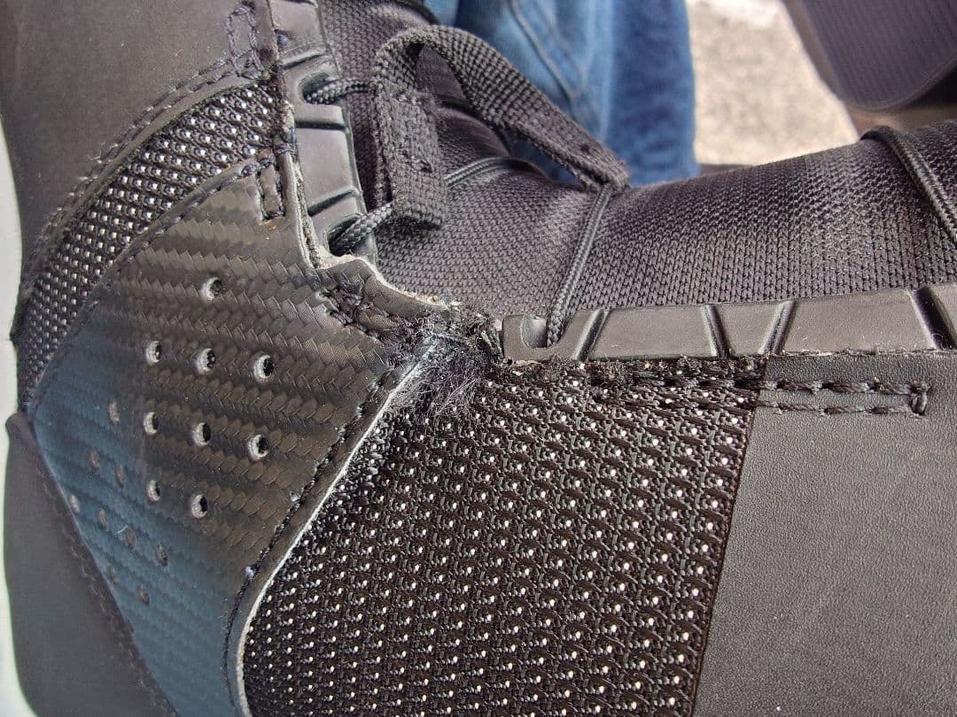 ION スノーボードブーツ ブラック