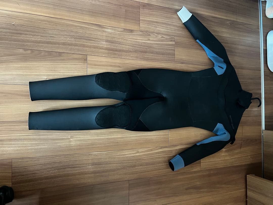 子供用セミドライスーツ 黒/青 ネオプレン