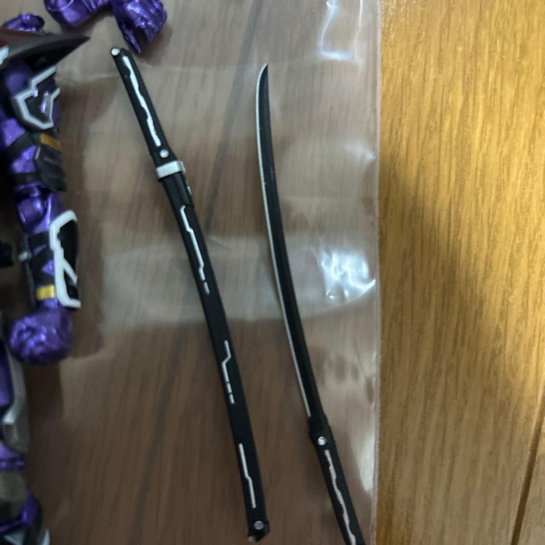 S.H.Figuarts フィギュアーツ 仮面ライダー滅　スティングスコーピオン