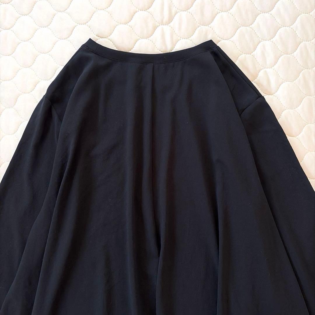 【美品】BEARDSLEY 後ろドレープTブラウス　ブラック　FREEサイズ