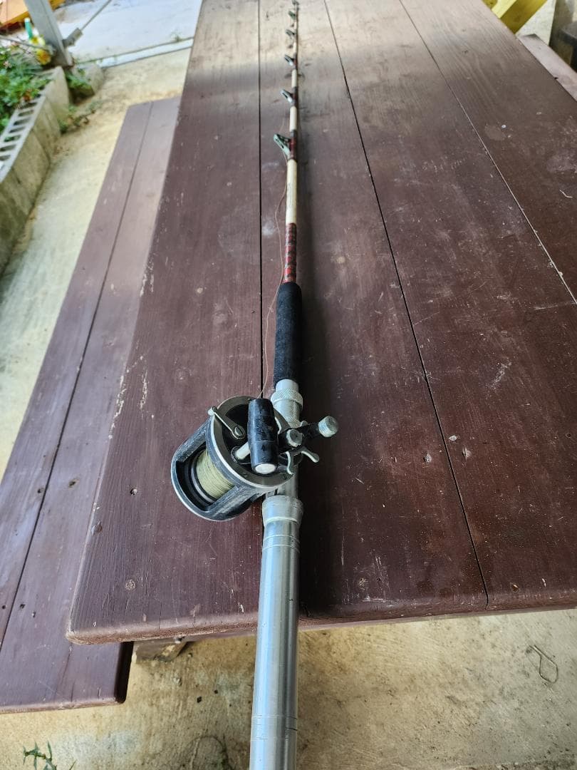 PENN 330 GTI タイラバロッド