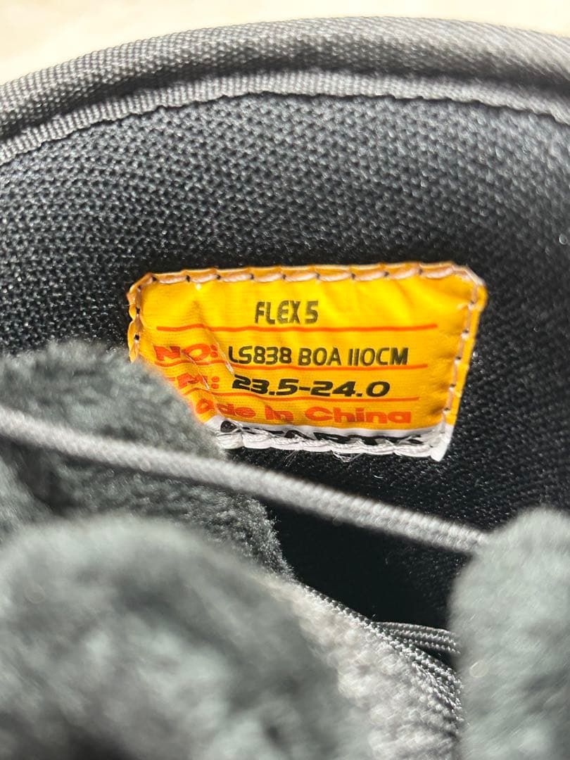 タグ付きLASTARTS スノーボードブーツ 24cm ブラック　レディース