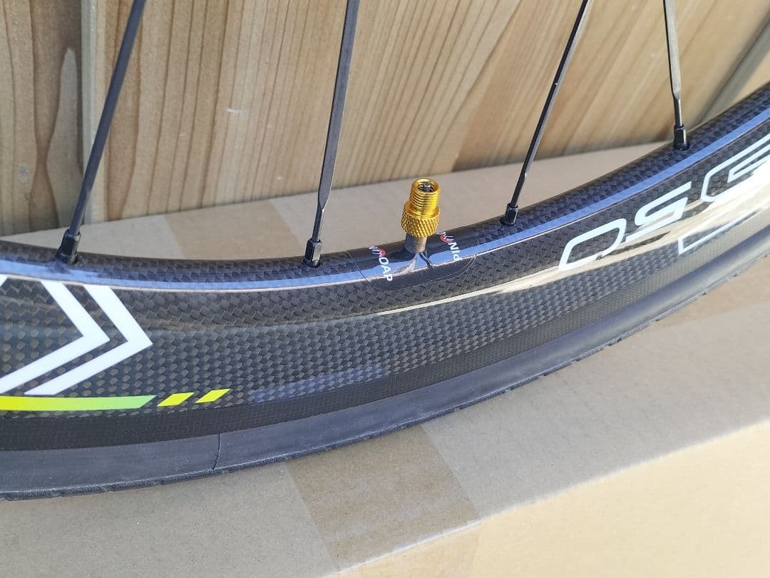 650C カーボンリム/ディスク両用 スルーアクスル/クイック両用