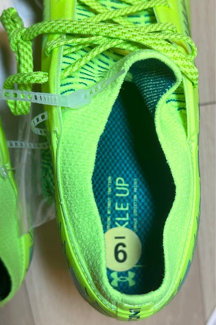 AUアンダーアーマー　スパイクシューズ　Shadow Pro FG Soccer