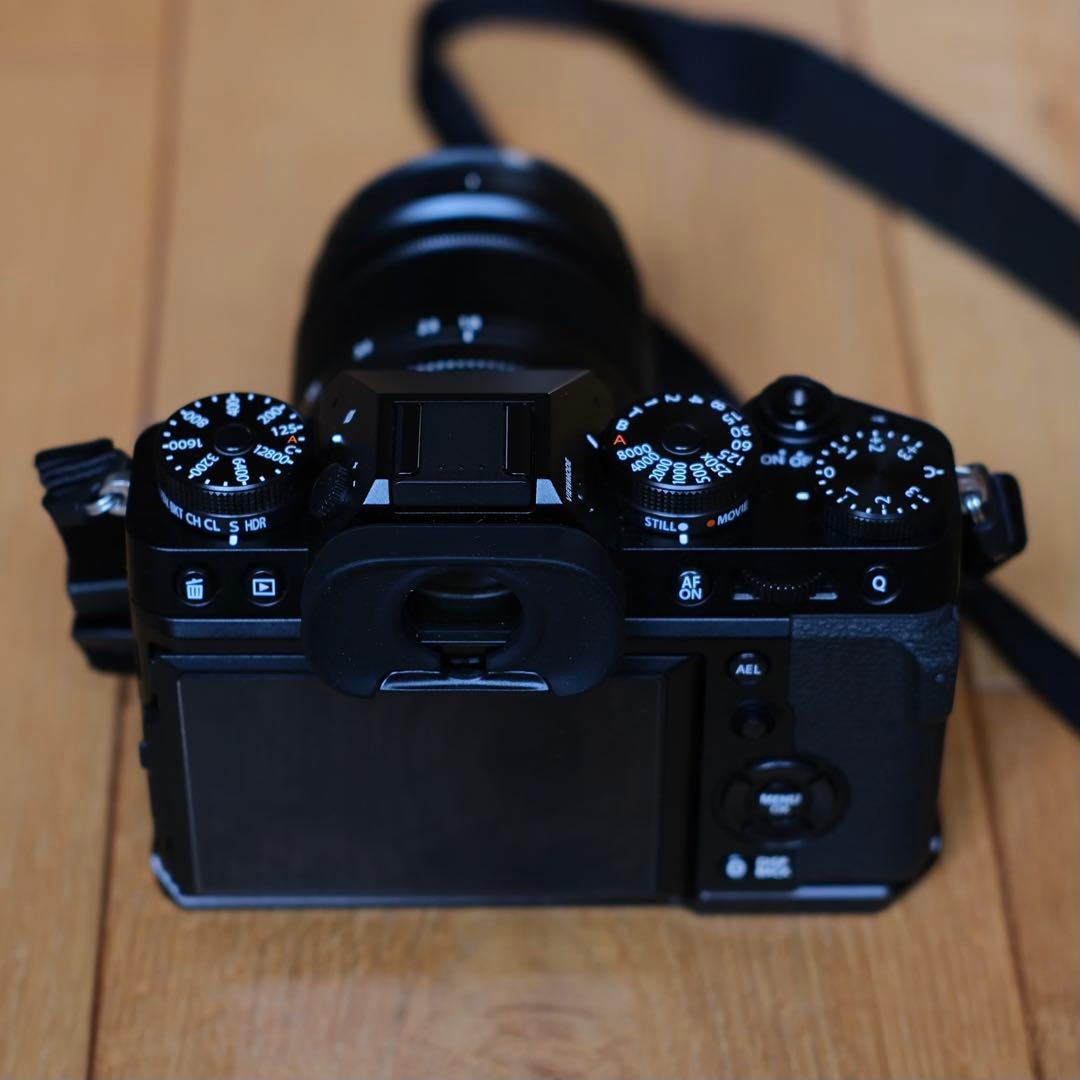 【極上】FUJIFILM X-T5 XF18-55レンズキットSmallRig付