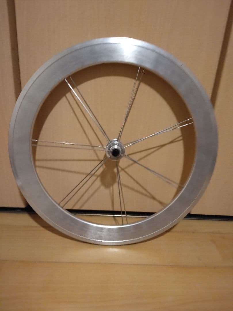 kinetix pro x20インチ406ホイール前輪