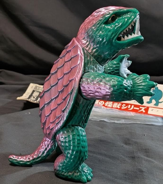 昭和ガメラ（日東復刻・マルサン）ヘッダー・外袋付 ソフビフィギュア