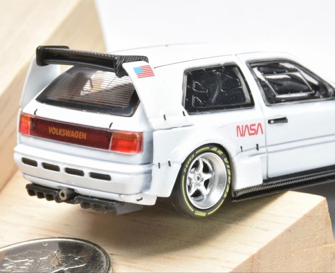 Rhino Models 1/64 VW ゴルフ MK3 NASA