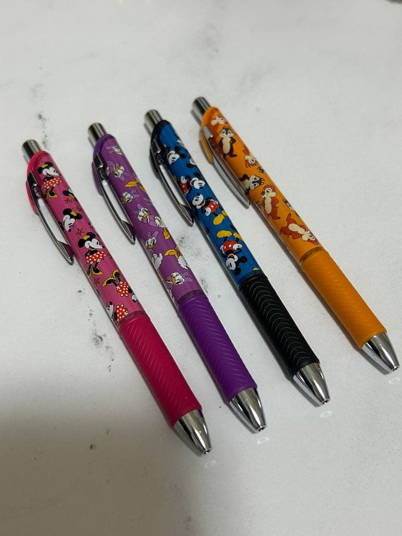 ディズニー　ボールペン　4本セット