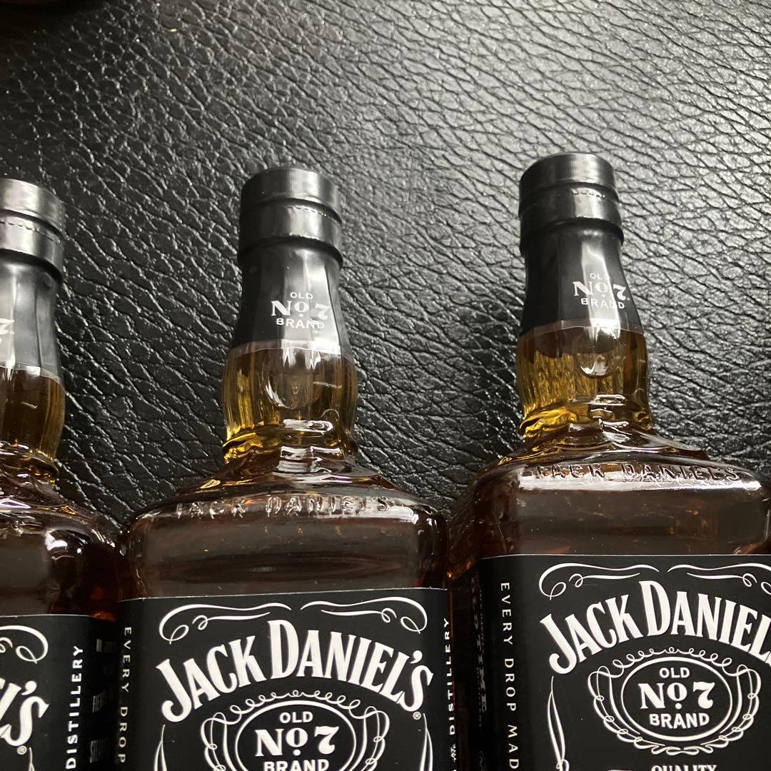 I*t様 ジャック　ダニエル　ウイスキー 700ml 4本　アメリカ