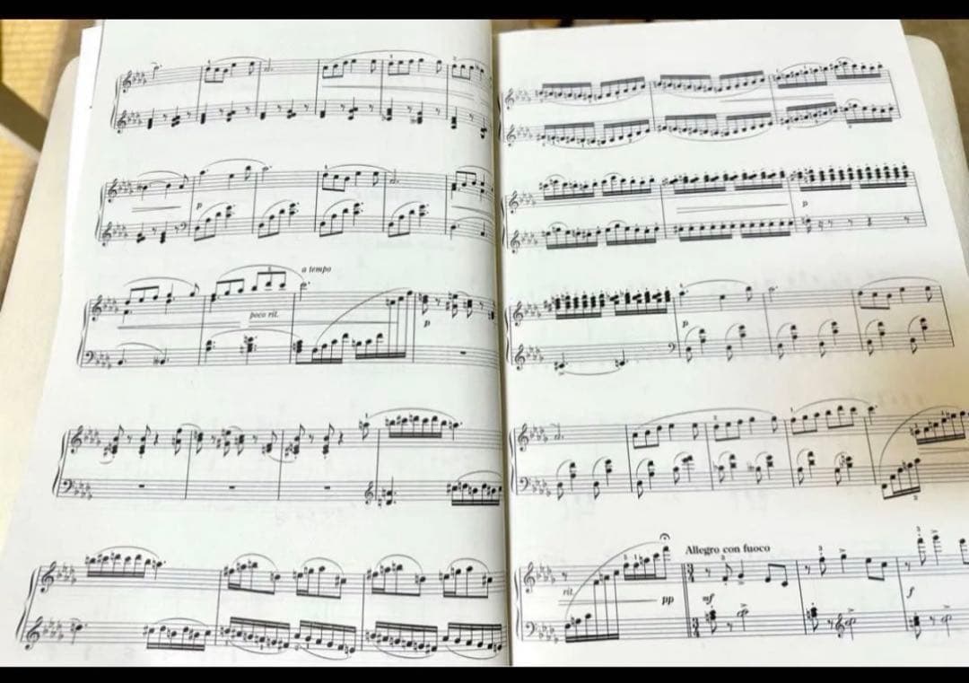 タイムセール 限界値下！美品Roland 電子ピアノ ホワイトLX70