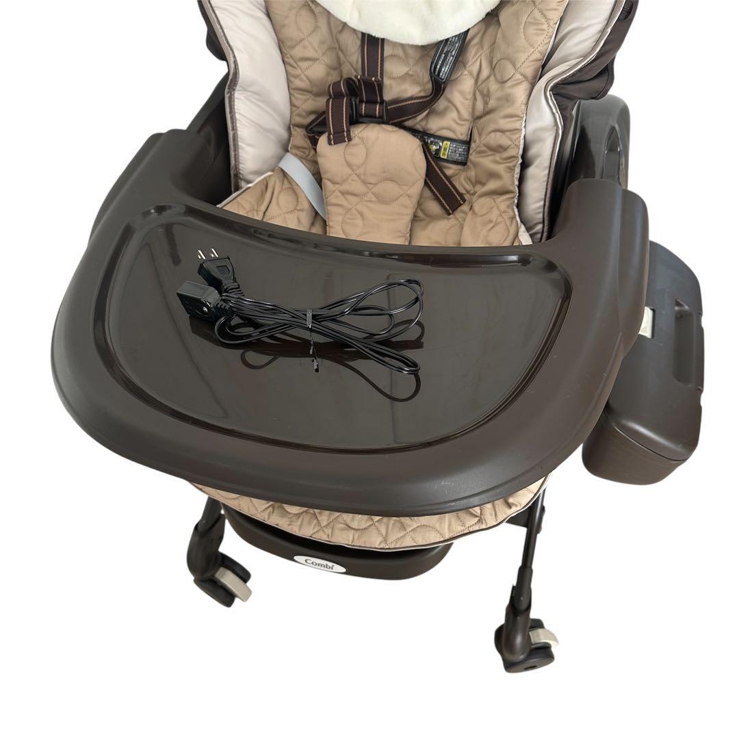 【清掃済】Combi WHITE LABEL ネムリラAT