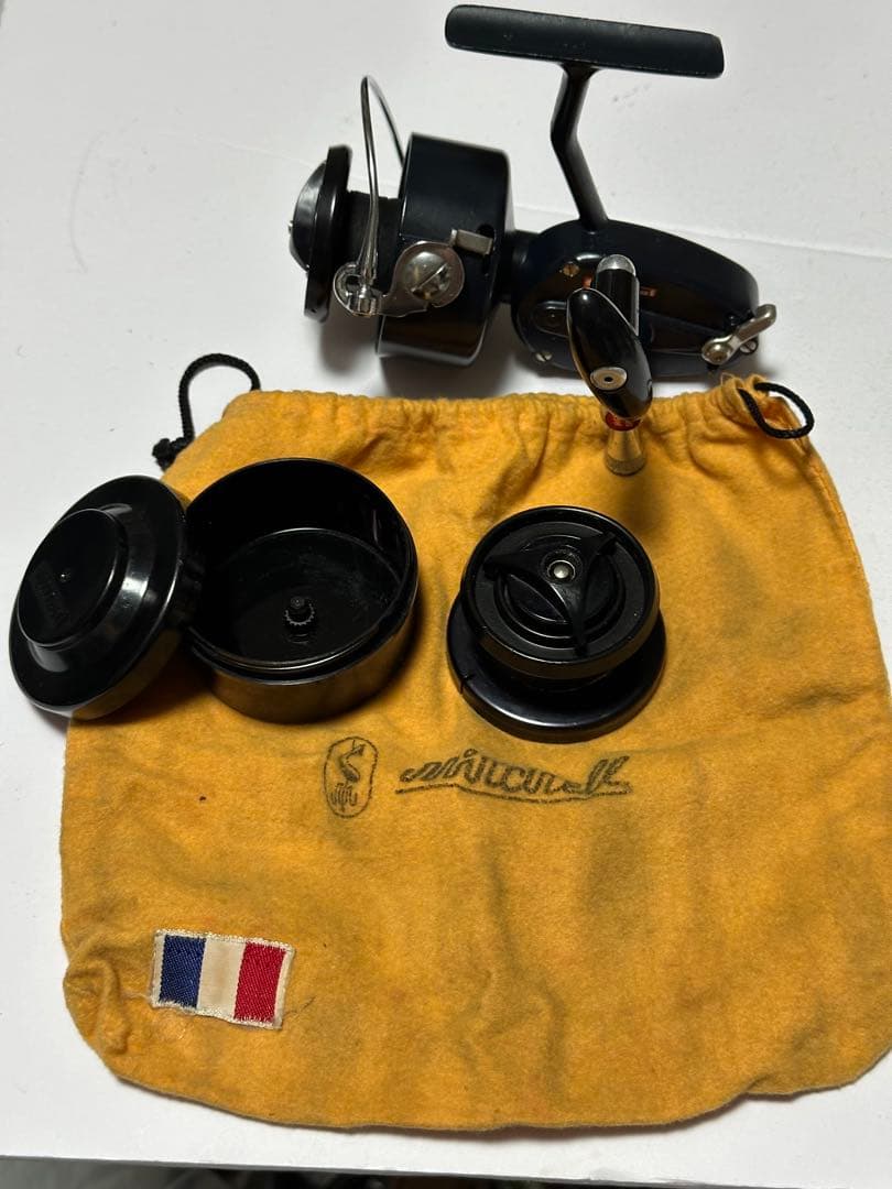 ミッチェル　Mitchell 410 スピニングリール　リール　フランス