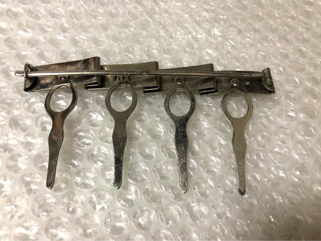 アンティーク 骨董品 戦時中 勲章吊金具 メダル 勲章 日本軍 大日本帝国