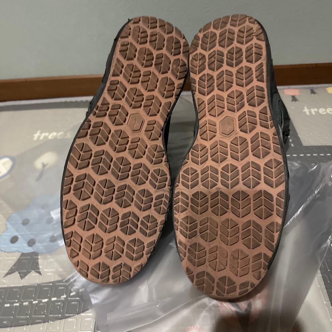 アンリ裕太ミズノ安全靴