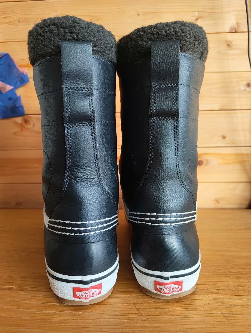 VANS STANDARD MTE ブラックブーツ