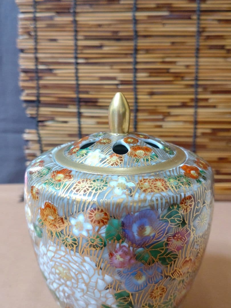香炉 九谷焼 真山 色絵金彩  花詰 香炉 共箱 /茶道具 香道具 仏具 置物