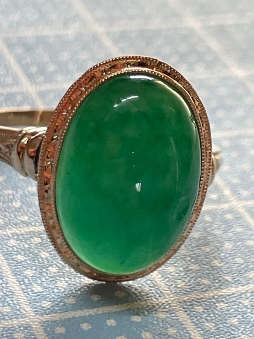 古いリング【m ヴィンテージ　アンティーク　レトロ　K18 翡翠？　ヒスイ？】