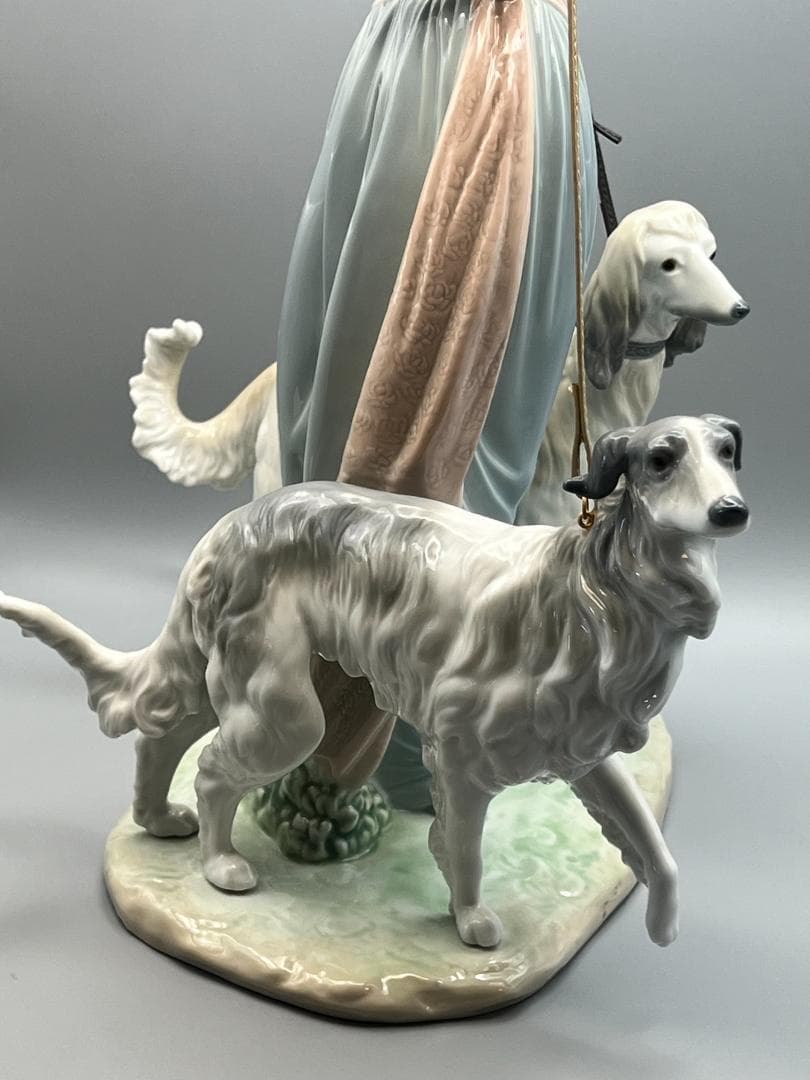 【海】リヤドロ　5802　優雅な散歩のひととき　置物　高約39cm LLADRO
