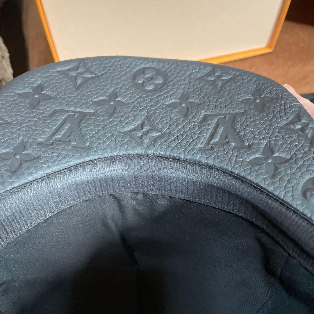 ルイヴィトン　レザーキャップ　メンズ　ブラック