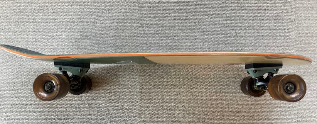 スカートボード　クルーザー GLOBE Big Blazer 32インチ